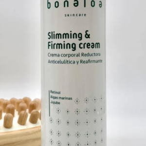 Crema corporal reafirmante y anticelulítica con retinol